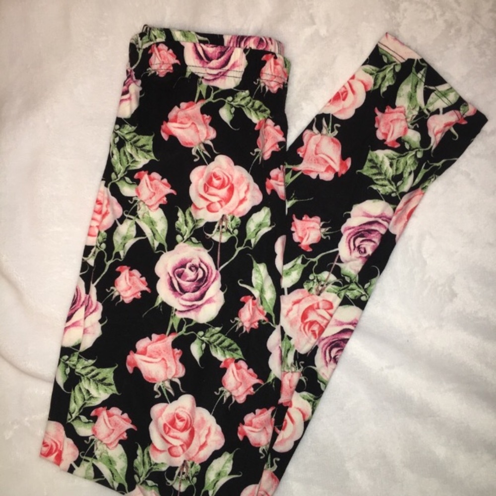 NWT - Infinity Raine Rose Leggings - OS